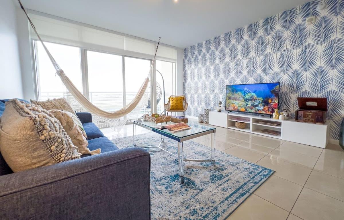 Palm Place Heart Of Miami With Parking Pool And Gym Εξωτερικό φωτογραφία